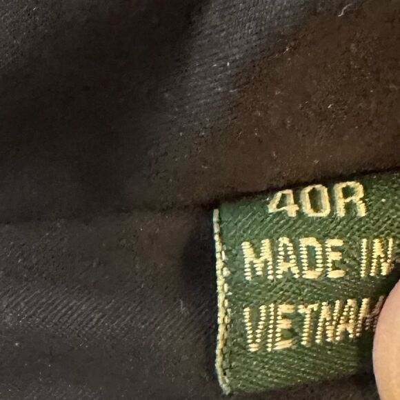 Ralph Lauren Black Trench Coat in Size 40R - Picture 4 of 15